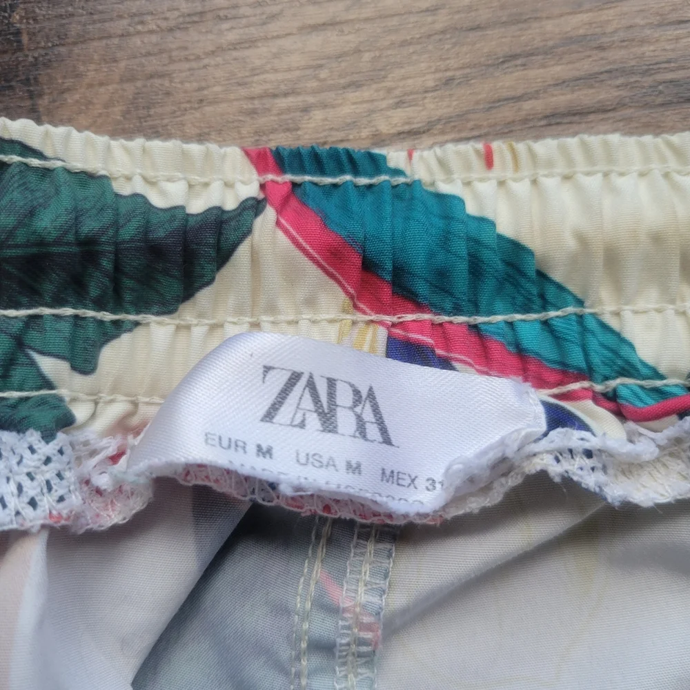 ZARA Swim Shorts Hawaiian Floral Print Med - Picture 2 of 3
